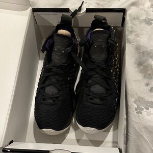 Nike Kids Black and Gold Sneakers